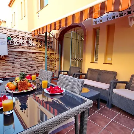 Apartment Cozy Townhouse With Ocean Views In