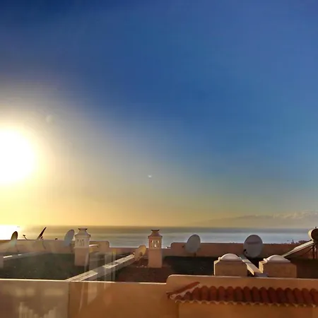 Nyaraló Cozy Townhouse With Ocean Views In Costa Adeje (Tenerife)