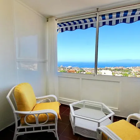 Cozy Townhouse With Ocean Views In Nyaraló Costa Adeje (Tenerife)